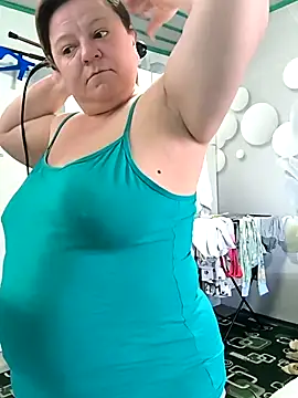 jusichka online show from April 5, 2026, 6:10 am