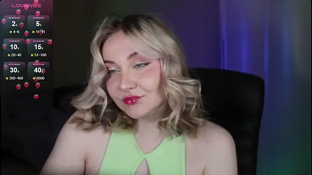 sensual girrrl online show from September 29, 2025, 7:40 pm