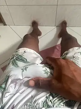 Snapshot of s1437jdjjddjjshbx chatting on January 1, 2025, 10:43 am s1437jdjjddjjshbx online show from January 1, 2025, 10:43 am