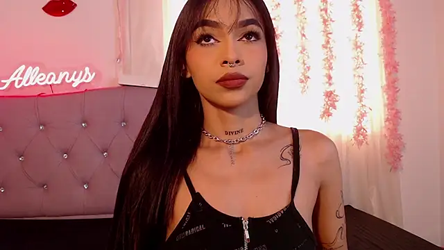 Alleanys Cristal online show from October 8, 2025, 2:36 pm