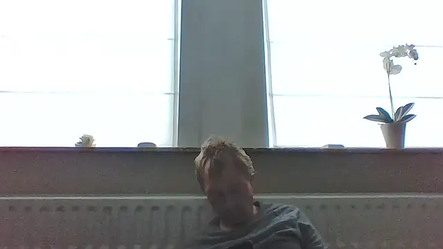 bertolini online show from April 13, 2026, 1:27 pm