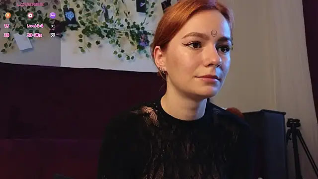 Snapshot of girl_with_snaketatto0 chatting on October 1, 2025, 2:39 am girl with snaketatto0 online show from October 1, 2025, 2:39 am