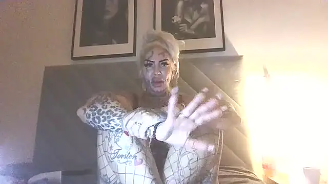 Jeanny Bln online show from December 6, 2024, 3:44 pm