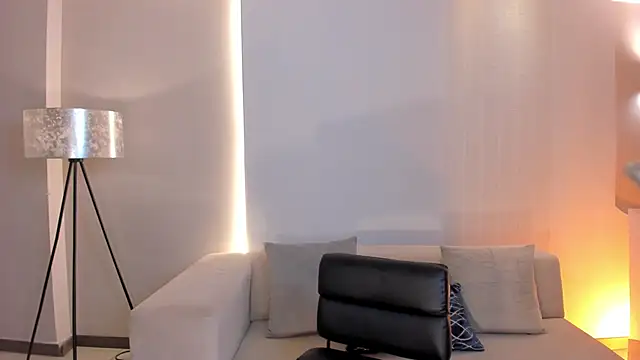 Snapshot of GigiLee_ chatting on January 30, 2025, 2:16 am GigiLee  online show from January 30, 2025, 2:16 am