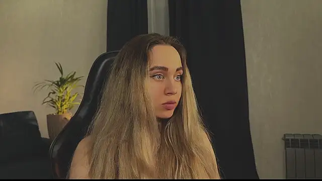 Snapshot of hotexclusive_ chatting on March 22, 2025, 11:20 pm hotexclusive  online show from March 22, 2025, 11:20 pm