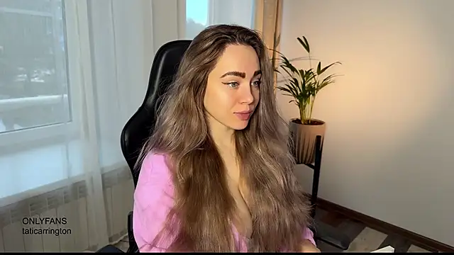 hotexclusive  online show from November 15, 2025, 4:32 am