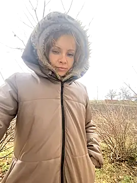 Anita-Smith online show from November 26, 2025, 9:43 am