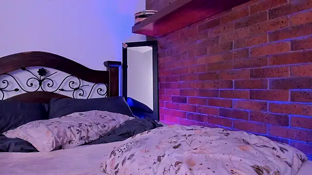 noemi foxxx online show from February 6, 2025, 3:20 pm