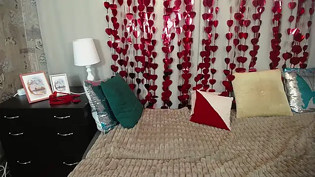 Snapshot of Unusual_G chatting on February 14, 2025, 6:34 am Unusual G online show from February 14, 2025, 6:34 am