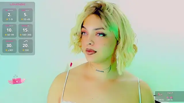 Emmaa Saenz  online show from May 21, 2026, 11:01 pm