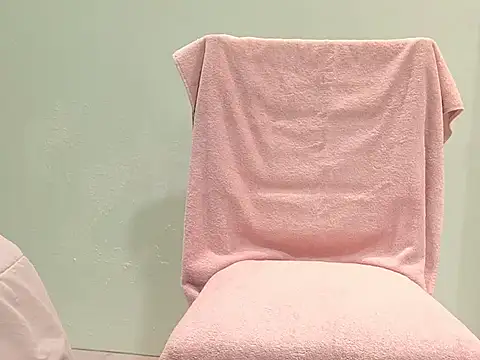 Snapshot of krishevery chatting on November 18, 2025, 8:52 am krishevery online show from November 18, 2025, 8:52 am