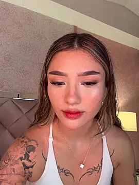 Arianavillada online show from May 18, 2026, 3:46 am