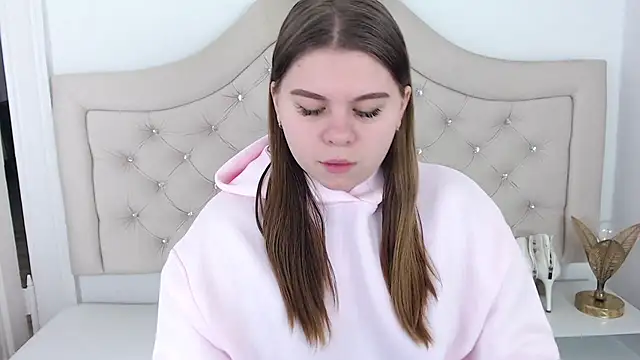 Snapshot of AbbyPleasure chatting on December 9, 2024, 8:11 am AbbyPleasure online show from December 9, 2024, 8:11 am