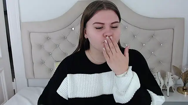 Snapshot of AbbyPleasure chatting on January 16, 2025, 9:48 am AbbyPleasure online show from January 16, 2025, 9:48 am