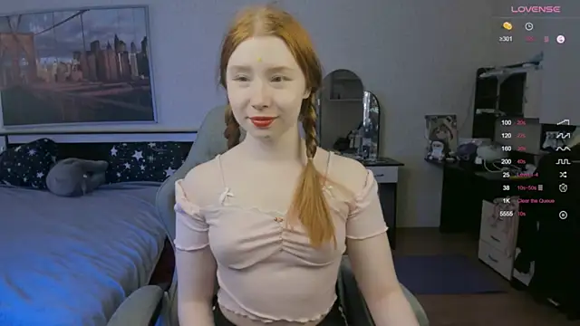 CallMeEffy1 online show from May 25, 2026, 4:35 pm