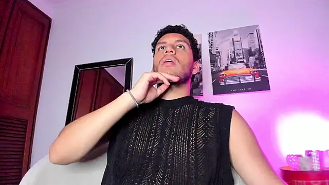 Curlblue online show from February 9, 2025, 1:44 am