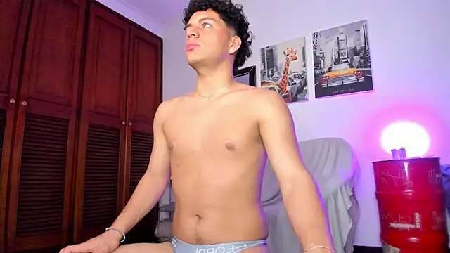 Curlblue online show from March 18, 2025, 4:15 am