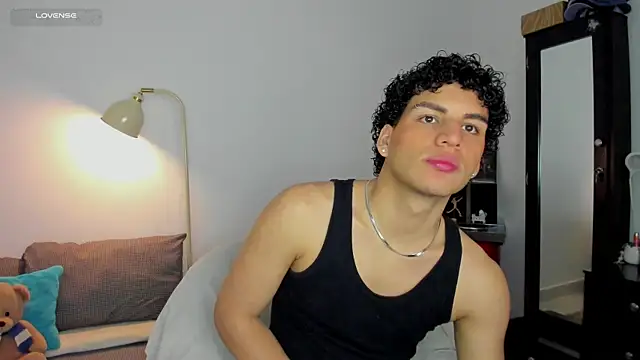 Curlblue online show from October 12, 2025, 12:31 am