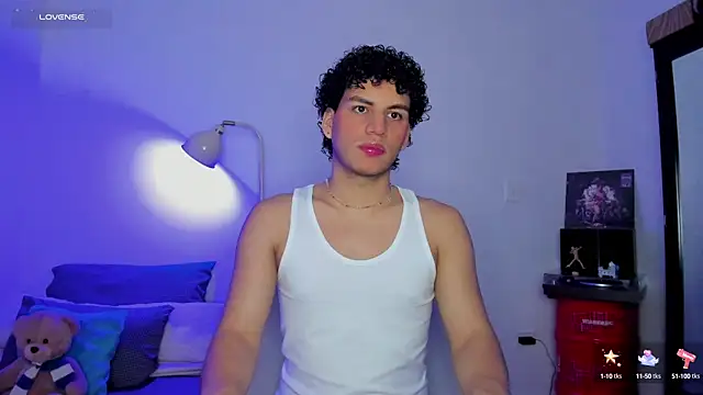 Curlblue online show from October 15, 2025, 5:29 am