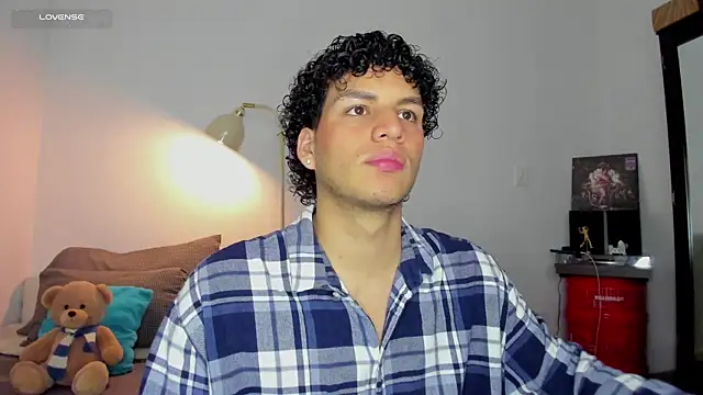 Curlblue online show from October 16, 2025, 3:29 am