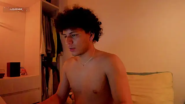 Curlblue online show from December 4, 2025, 5:28 am