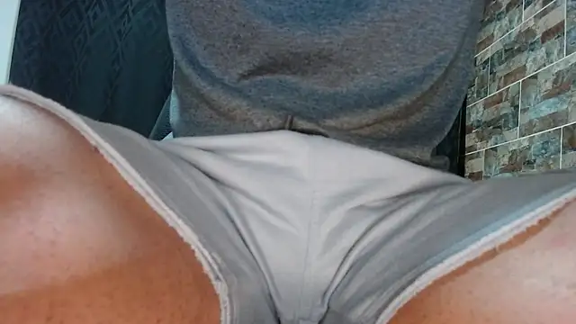 Snapshot of babyrecord1 chatting on February 23, 2025, 9:59 pm babyrecord1 online show from February 23, 2025, 9:59 pm