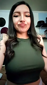 Paudelatorre online show from March 21, 2025, 11:12 pm