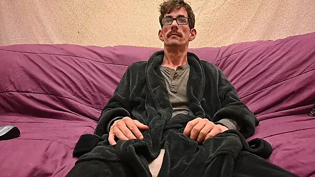 joeiandola online show from March 19, 2025, 2:48 am