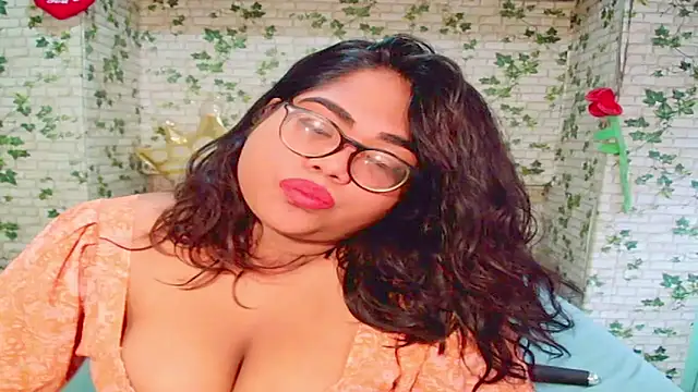 Snapshot of Indian_Lola00 chatting on September 28, 2025, 6:30 am Indian Lola00 online show from September 28, 2025, 6:30 am