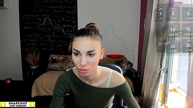 EmmyGreans online show from March 27, 2026, 6:52 am