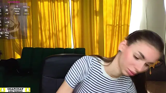 EmmyGreans online show from April 14, 2026, 5:46 am