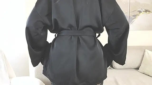 ElleCherry online show from February 17, 2026, 7:42 pm