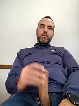 Snapshot of leon3875 chatting on September 22, 2025, 3:25 pm leon3875 online show from September 22, 2025, 3:25 pm