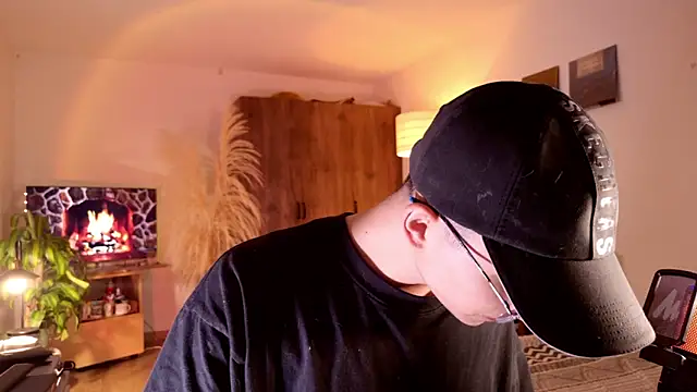 Mr evan1 online show from October 11, 2025, 4:27 pm