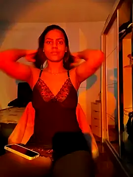 Bella Anjoss online show from December 29, 2024, 6:05 pm