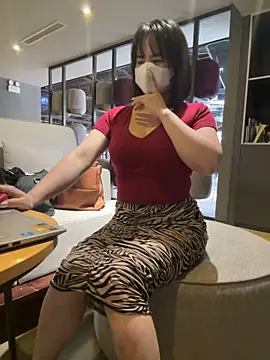 Snapshot of May-Squirt chatting on March 22, 2025, 10:17 am May-Squirt online show from March 22, 2025, 10:17 am