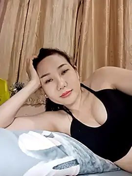 Snapshot of Ana_love2000 chatting on March 1, 2025, 2:55 pm Ana love2000 online show from March 1, 2025, 2:55 pm