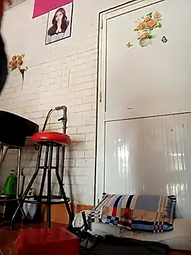 Snapshot of Ana_love2000 chatting on March 4, 2025, 1:23 am Ana love2000 online show from March 4, 2025, 1:23 am