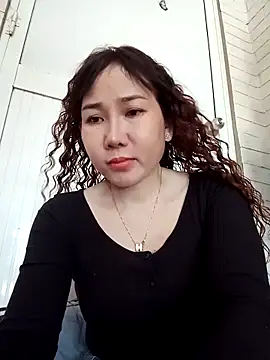 Snapshot of Ana_love2000 chatting on March 15, 2025, 2:24 am Ana love2000 online show from March 15, 2025, 2:24 am