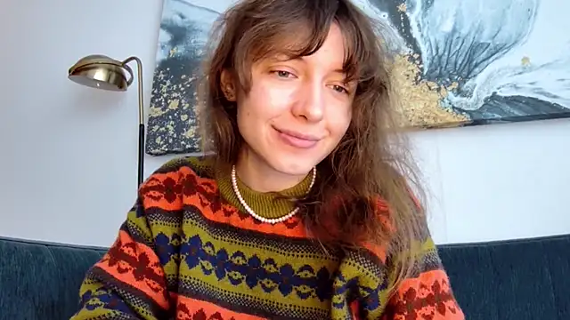 Snapshot of sun_place chatting on April 7, 2026, 6:14 am sun place online show from April 7, 2026, 6:14 am