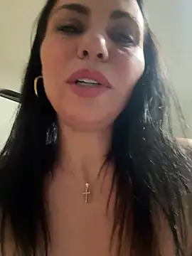 Snapshot of KimKelly13 chatting on February 25, 2025, 11:55 pm KimKelly13 online show from February 25, 2025, 11:55 pm