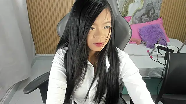 Snapshot of Lili_16 chatting on January 22, 2025, 3:07 pm Lili 16 online show from January 22, 2025, 3:07 pm