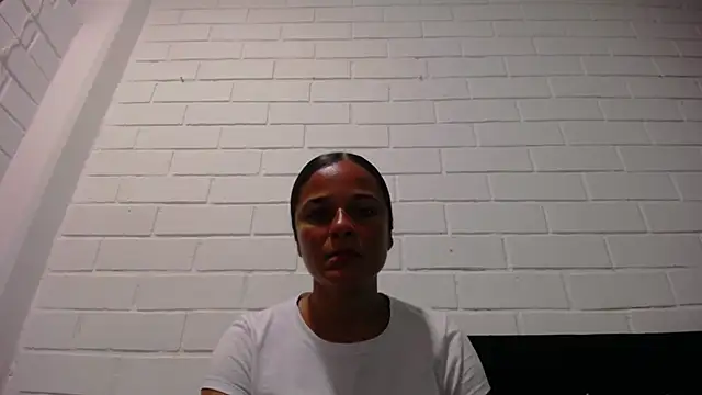 GiveLove1 online show from March 4, 2025, 2:27 am