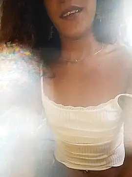 juliaabednur online show from February 19, 2026, 7:10 pm