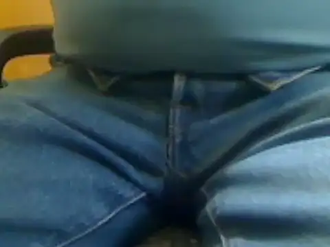 markluvskitty online show from February 3, 2025, 1:08 pm