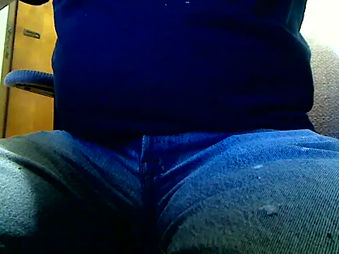 markluvskitty online show from December 15, 2025, 1:04 pm