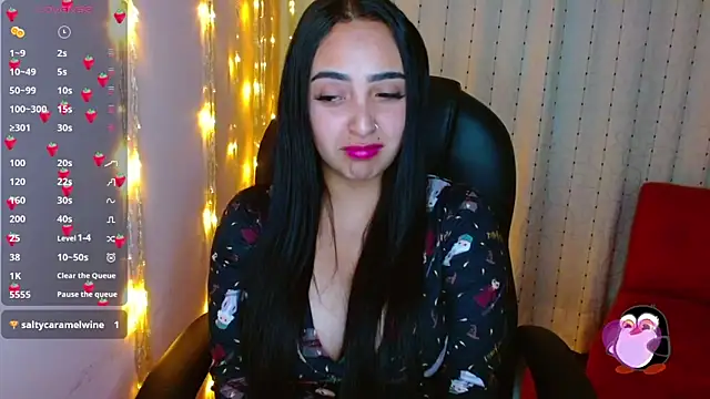 Snapshot of AmberGoddess_ chatting on January 17, 2025, 5:11 am AmberGoddess online show from January 17, 2025, 5:11 am