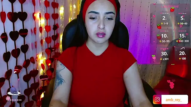 Snapshot of AmberGoddess_ chatting on March 1, 2025, 1:43 am AmberGoddess online show from March 1, 2025, 1:43 am