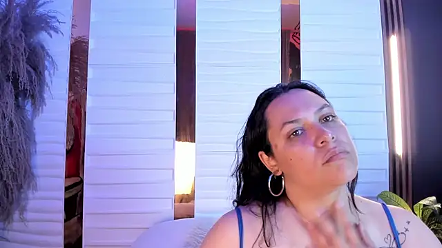 Snapshot of Biiancacox chatting on October 15, 2025, 2:55 am Biiancacox online show from October 15, 2025, 2:55 am