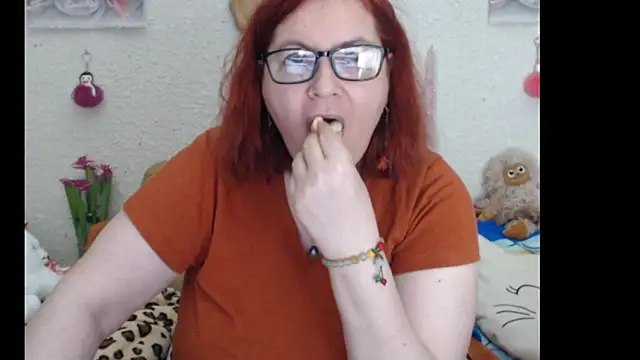 PlayfullMature online show from November 21, 2025, 9:02 pm